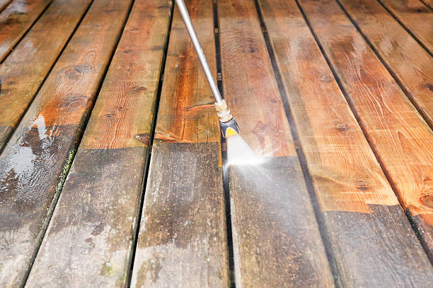 Best Pool Deck Cleaning  in Uhland, TX